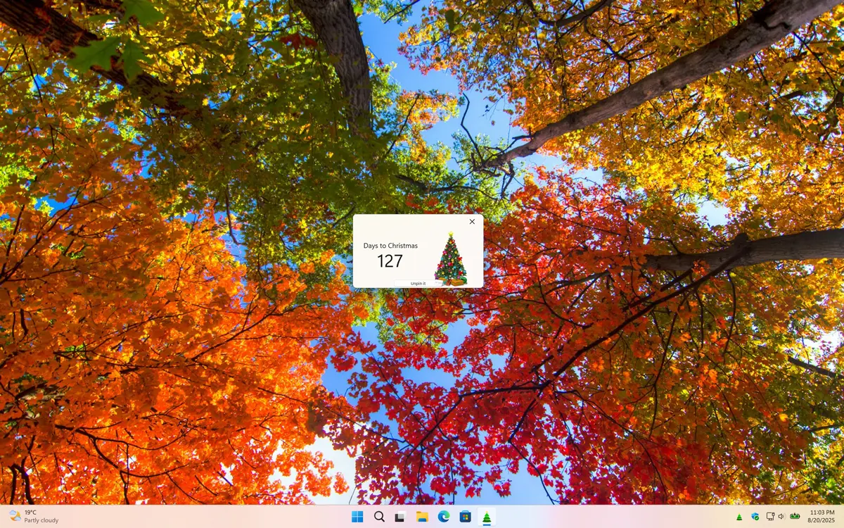 My Christmas Tree floating acryl window